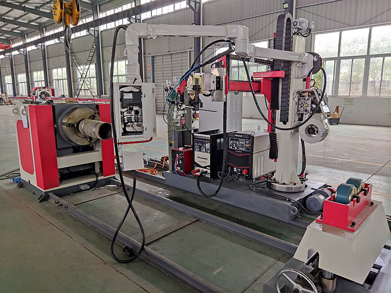 cantilever type automatic welding machine 9